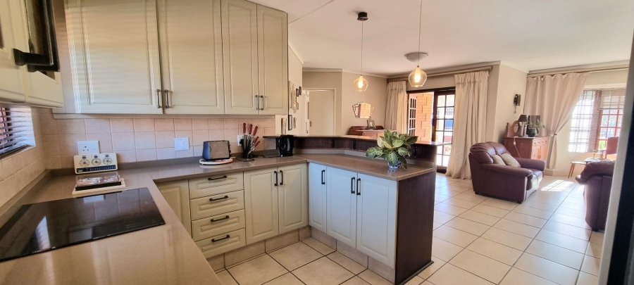 2 Bedroom Property for Sale in Heuwelsig Free State